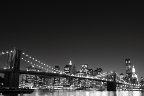 Fototapeta Brooklyn Bridge i Manhattan Skyline w nocy, New York City