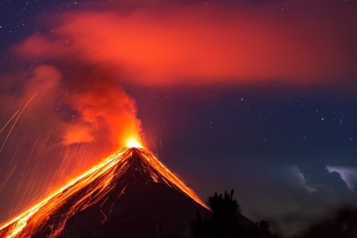 Fototapeta Fuego, volcano, guatemala, 21.04.2018