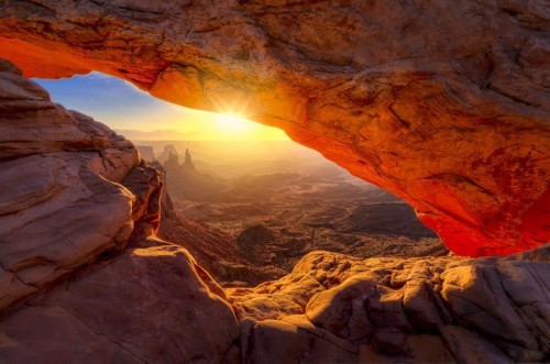 Fototapeta Mesa Arch na wschodzie słońca