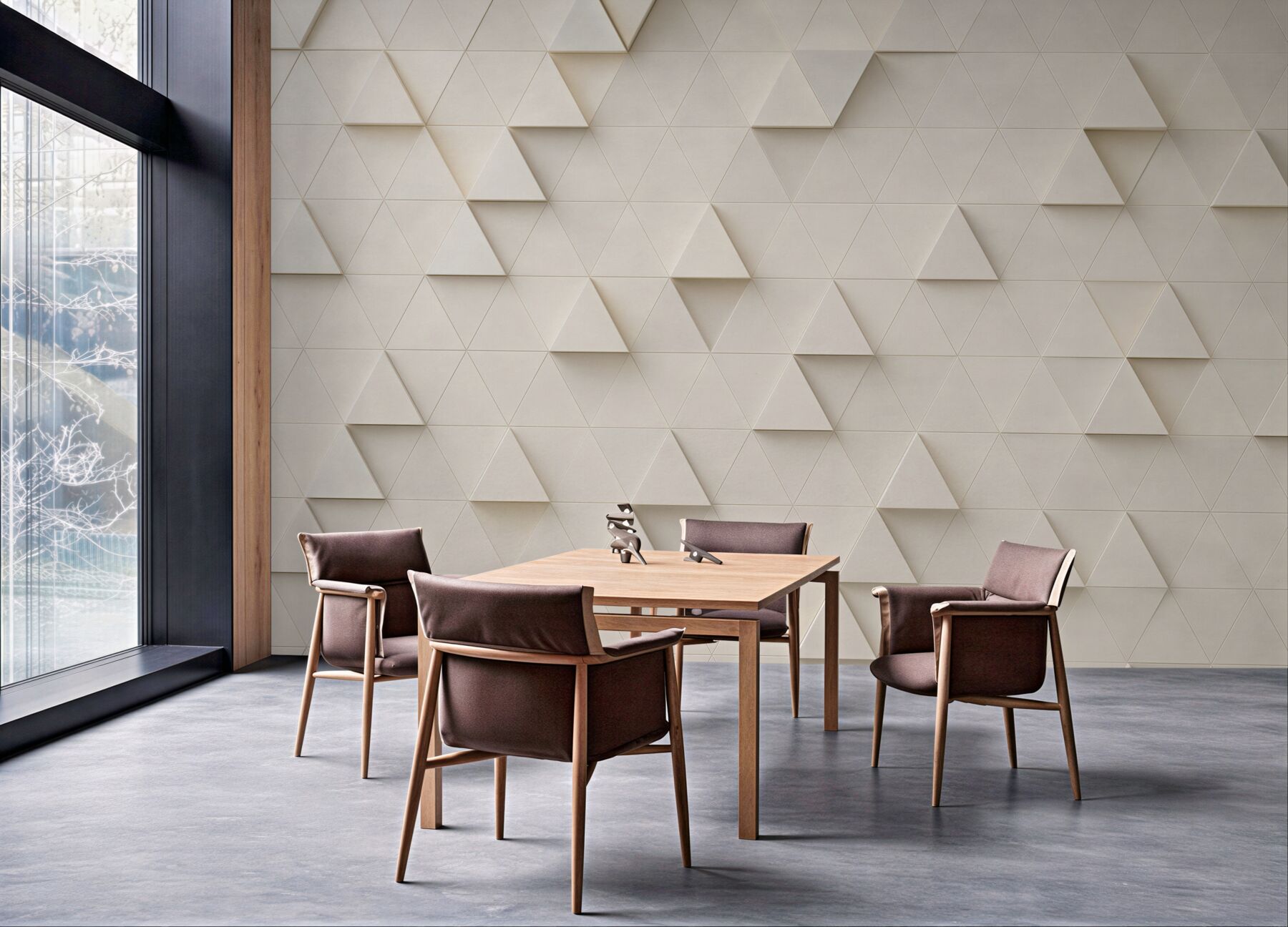 Fototapeta białe trójkąty 3D minimalistyczna geometria do salonu?v23